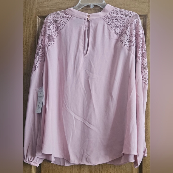 BOLD elements Pink Lace Long Sleeve Top - Picture 2 of 4